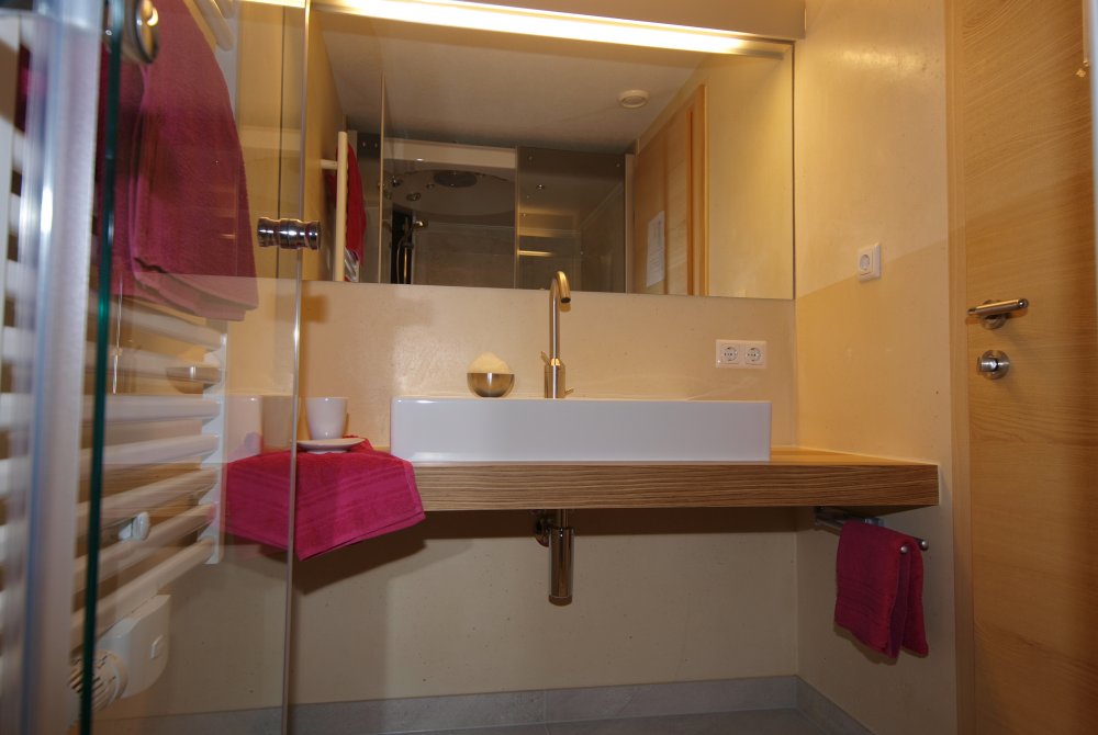 p2213007_1.jpg p2213007_1.jpg